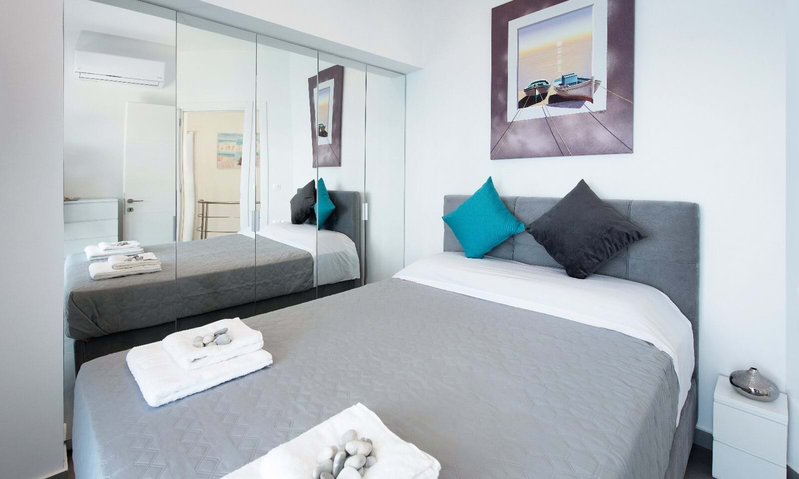 Listing photograph 13 of 16 of the house in Ipsos, published by Corfu Home Finders.