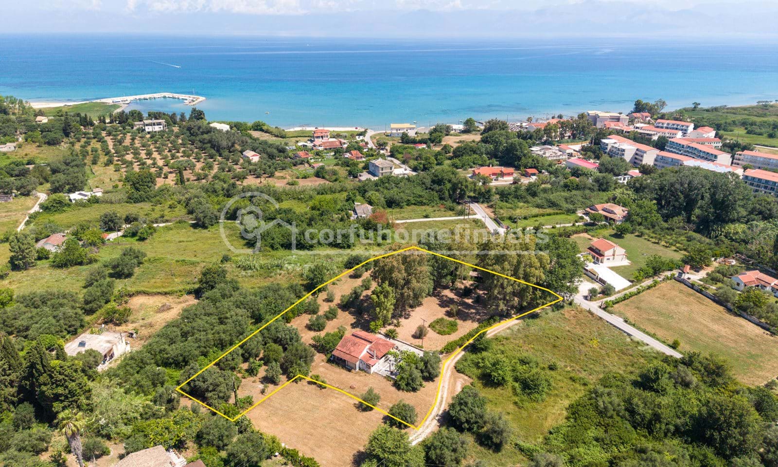 Listing photograph 1 of 20 of the house in Agnos, published by Corfu Home Finders.