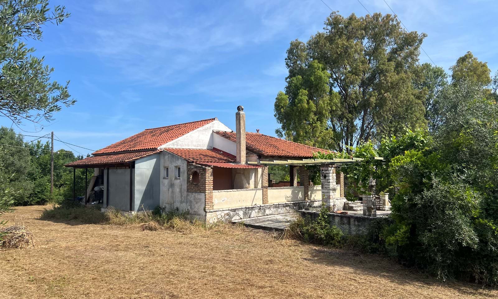 Listing photograph 6 of 20 of the house in Agnos, published by Corfu Home Finders.