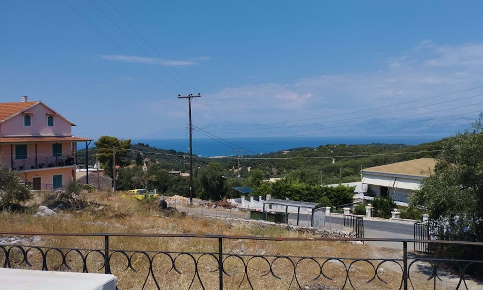 Listing photograph 1 of 5 of the house in Perithia, published by Corfu Home Finders.