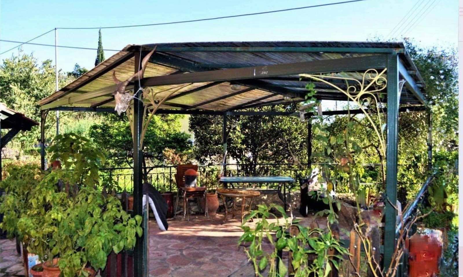 Listing photograph 11 of 13 of the house in Ano Korakiana, published by Corfu Home Finders.