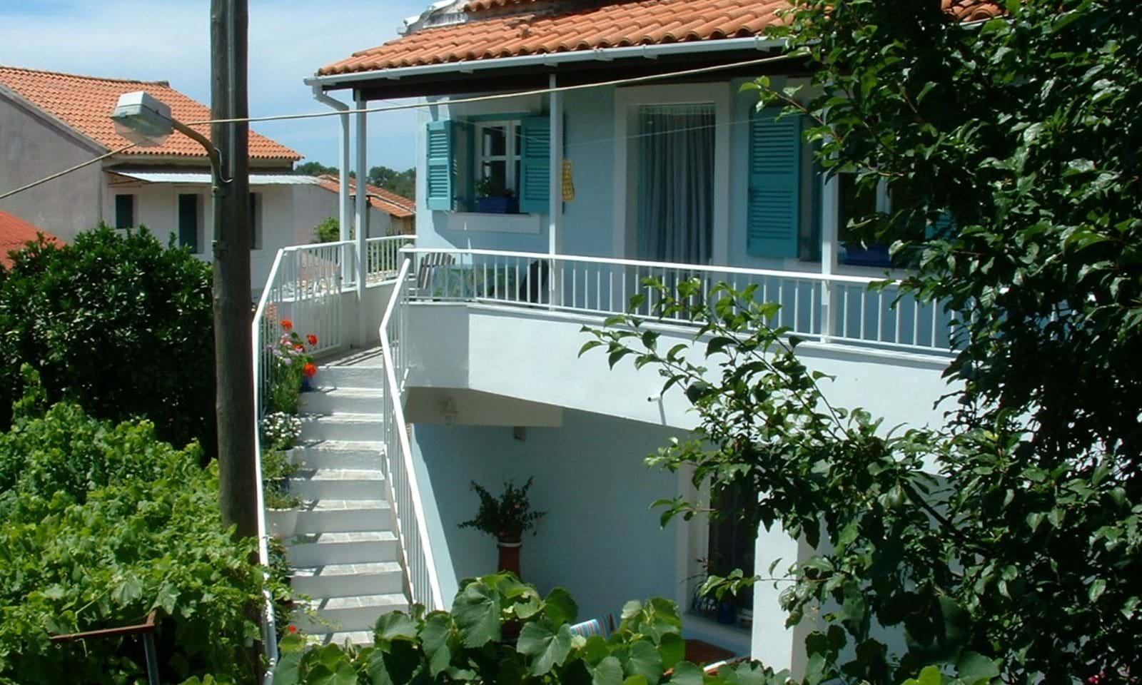 Listing photograph 2 of 22 of the house in Klimatia, published by Corfu Home Finders.