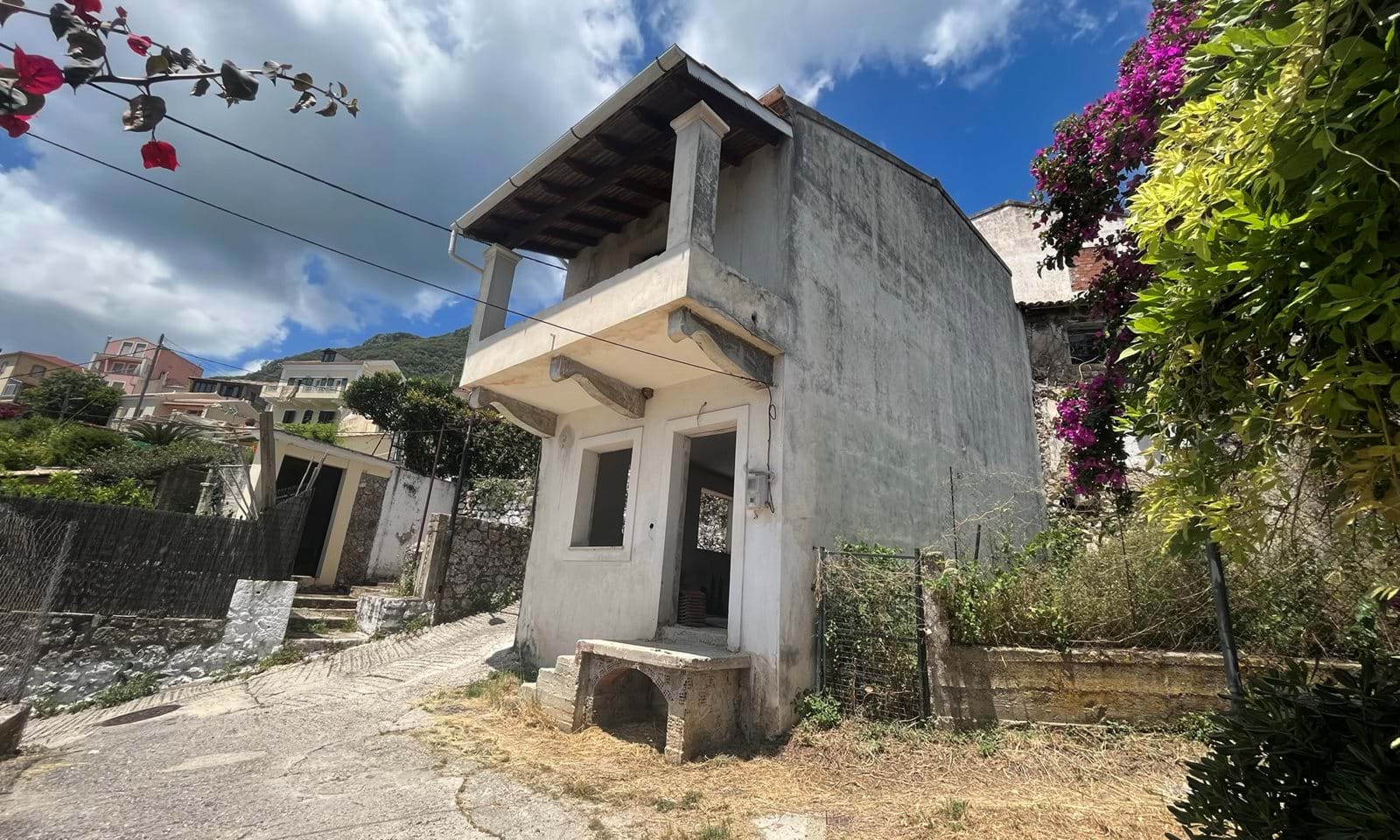 Listing photograph 4 of 14 of the house in Ano Korakiana, published by Corfu Home Finders.