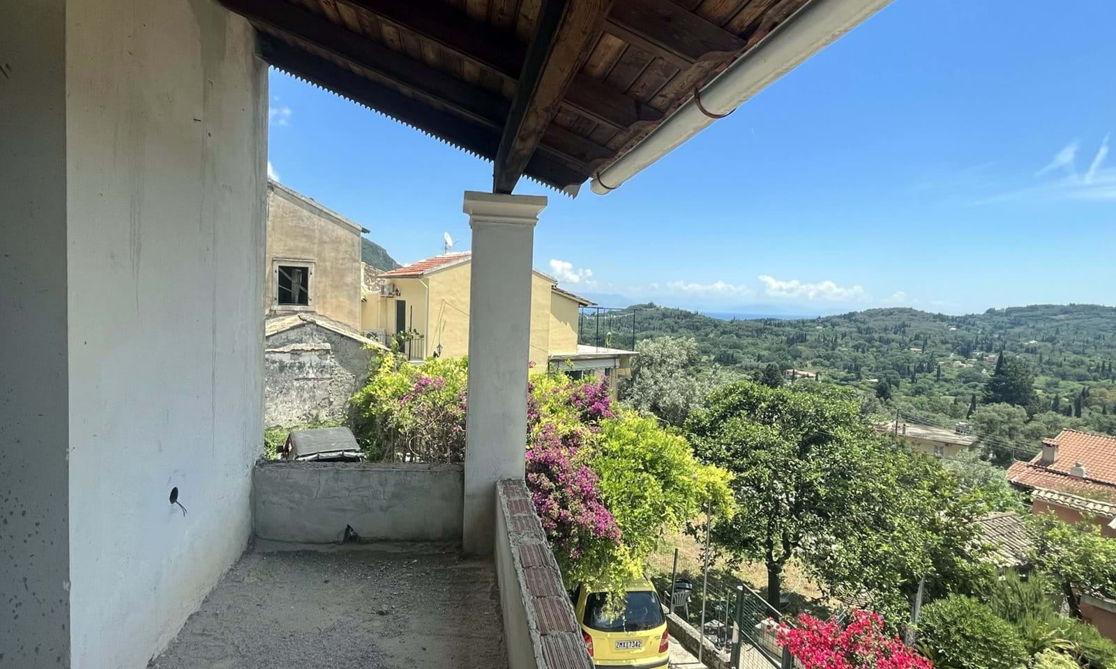 Listing photograph 11 of 14 of the house in Ano Korakiana, published by Corfu Home Finders.