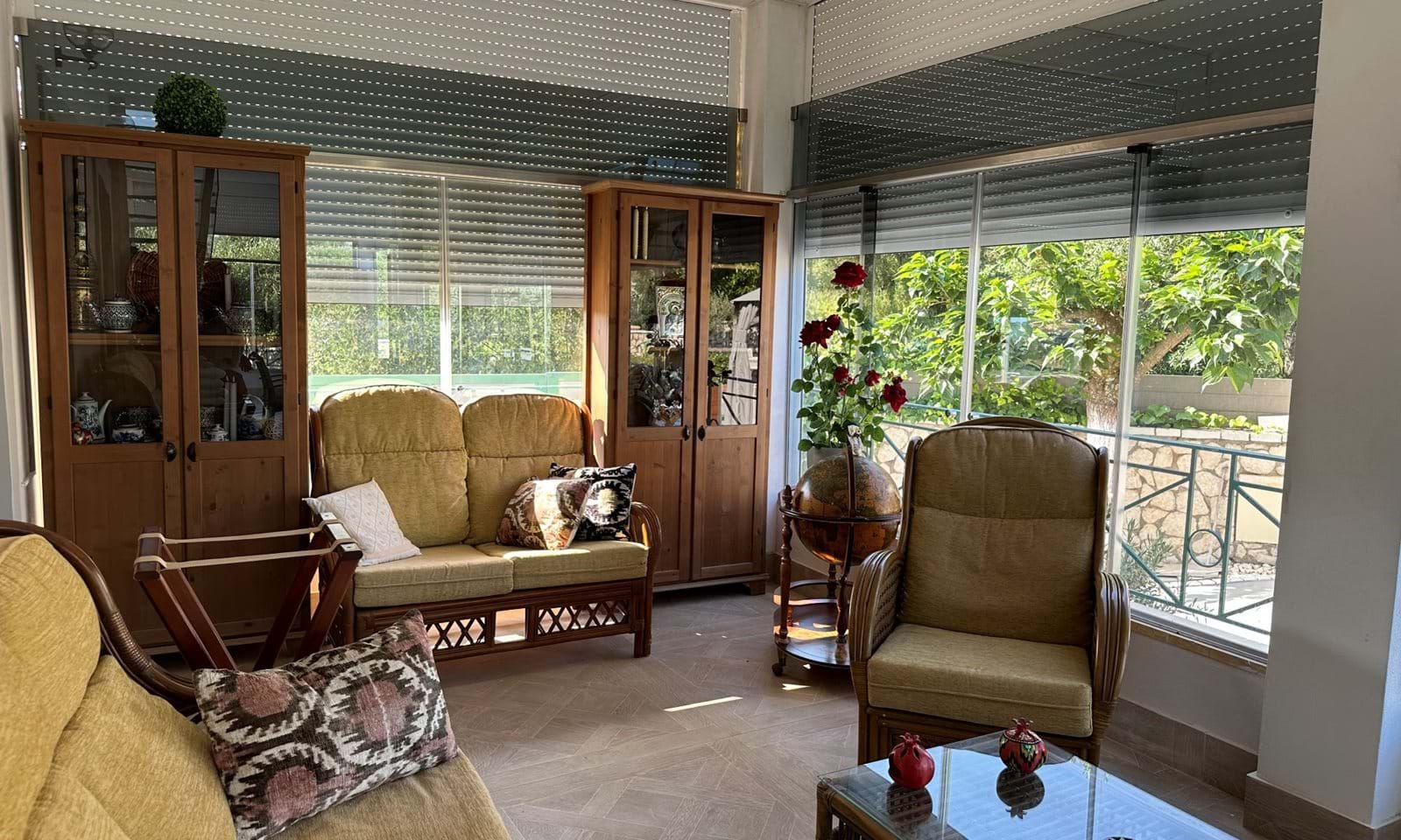 Listing photograph 13 of 34 of the house in Kassiopi, published by Corfu Home Finders.