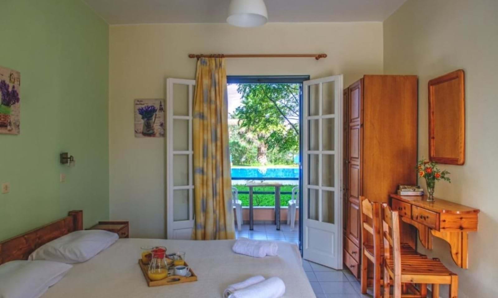 Listing photograph 7 of 10 of the commercial in Sidari, published by Corfu Home Finders.
