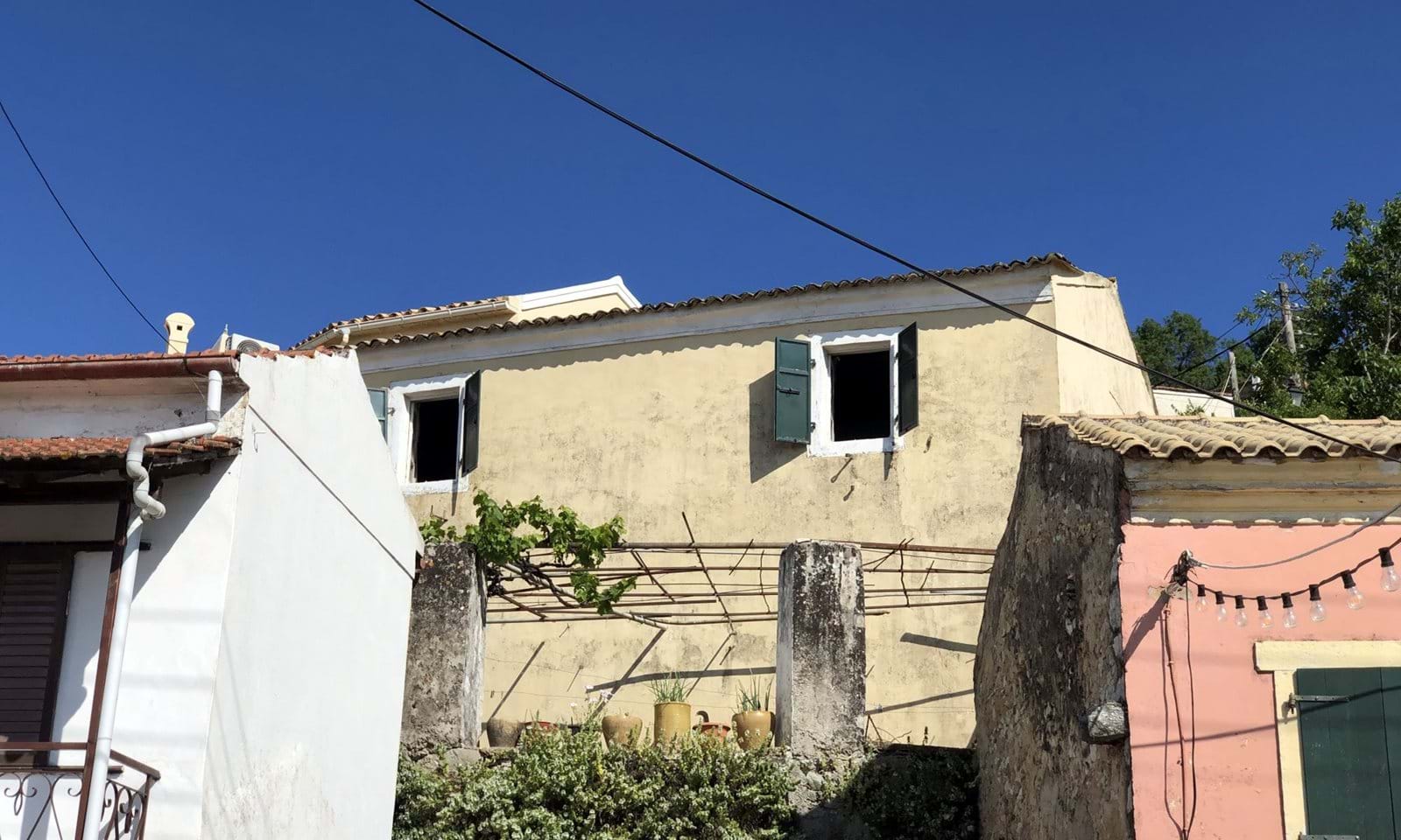 Listing photograph 1 of 10 of the house in Spartilas, published by Corfu Home Finders.