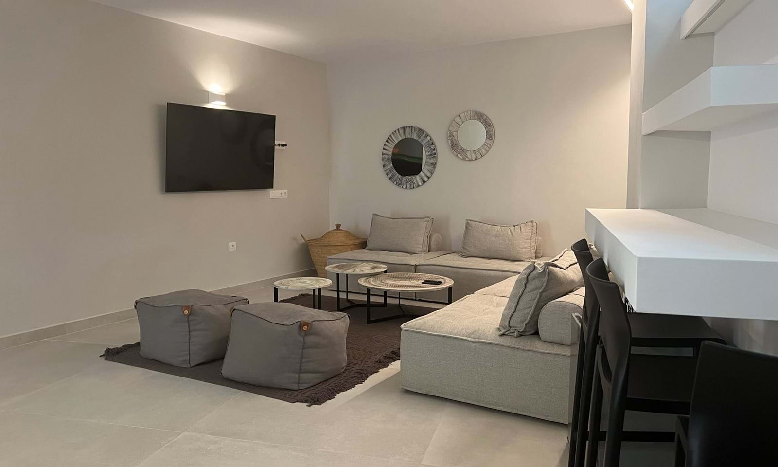 Listing photograph 15 of 23 of the house in Kassiopi, published by Corfu Home Finders.