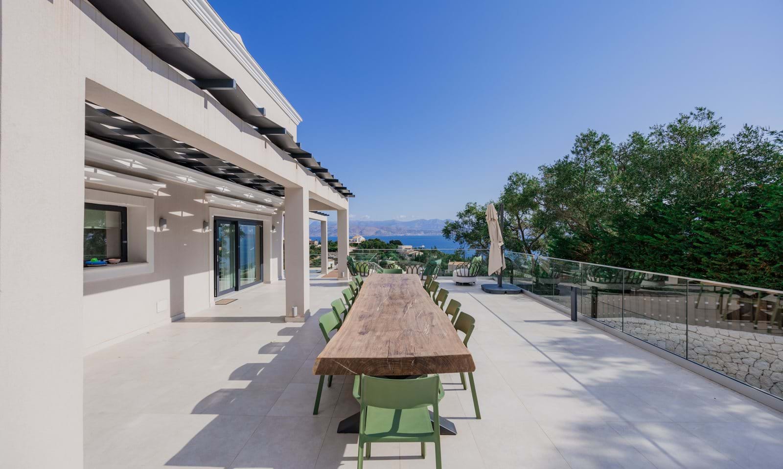 Listing photograph 6 of 23 of the house in Kassiopi, published by Corfu Home Finders.