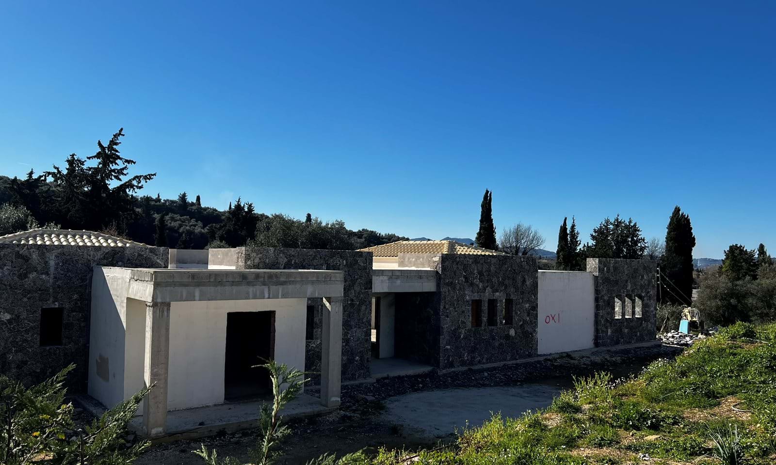 Listing photograph 1 of 14 of the house in Platonas, published by Corfu Home Finders.