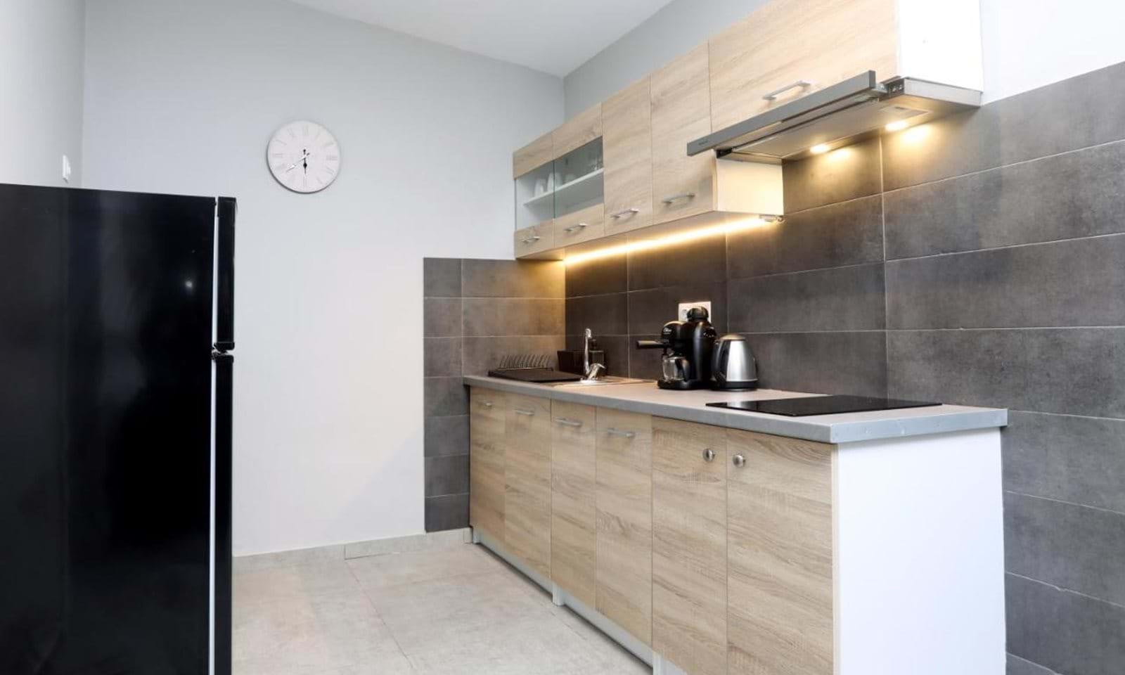 Listing photograph 10 of 18 of the apartment in Ipsos, published by Corfu Home Finders.