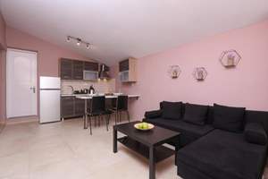 PEBBLE APARTMENTS, Ipsos, Corfu