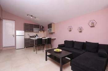 Image for property: 20420