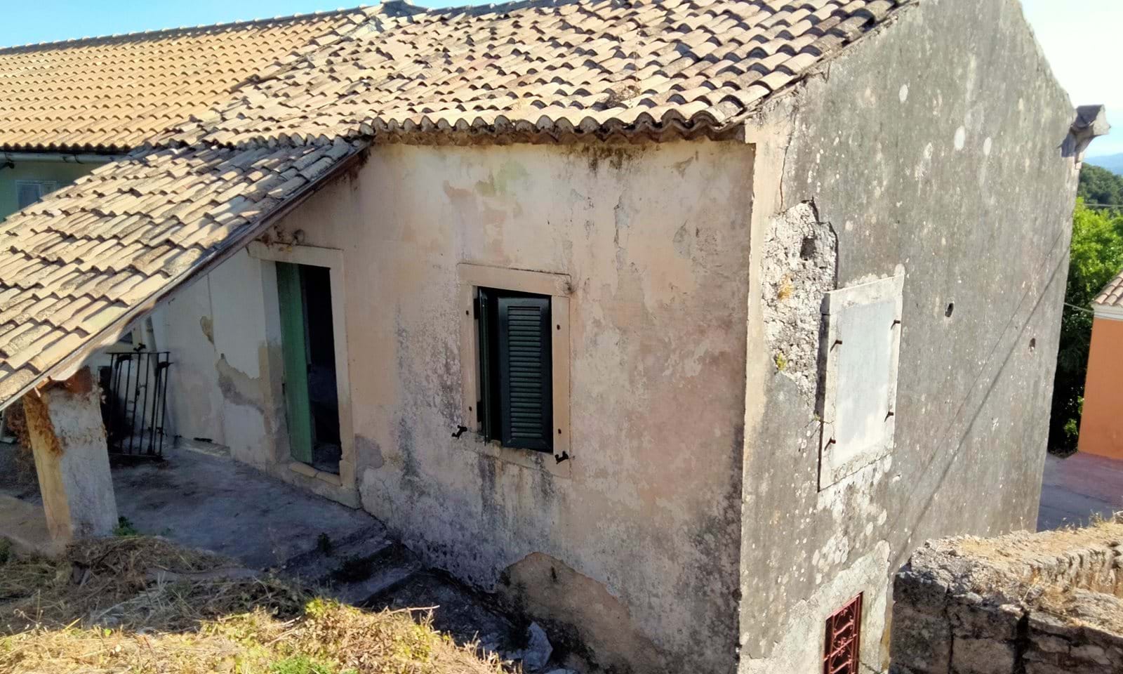 Listing photograph 2 of 12 of the house in Agros, published by Corfu Home Finders.