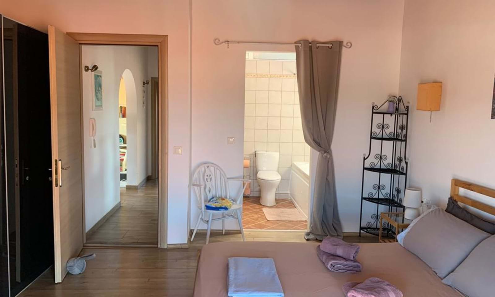 Listing photograph 8 of 14 of the apartment in Corfu Town, published by Corfu Home Finders.