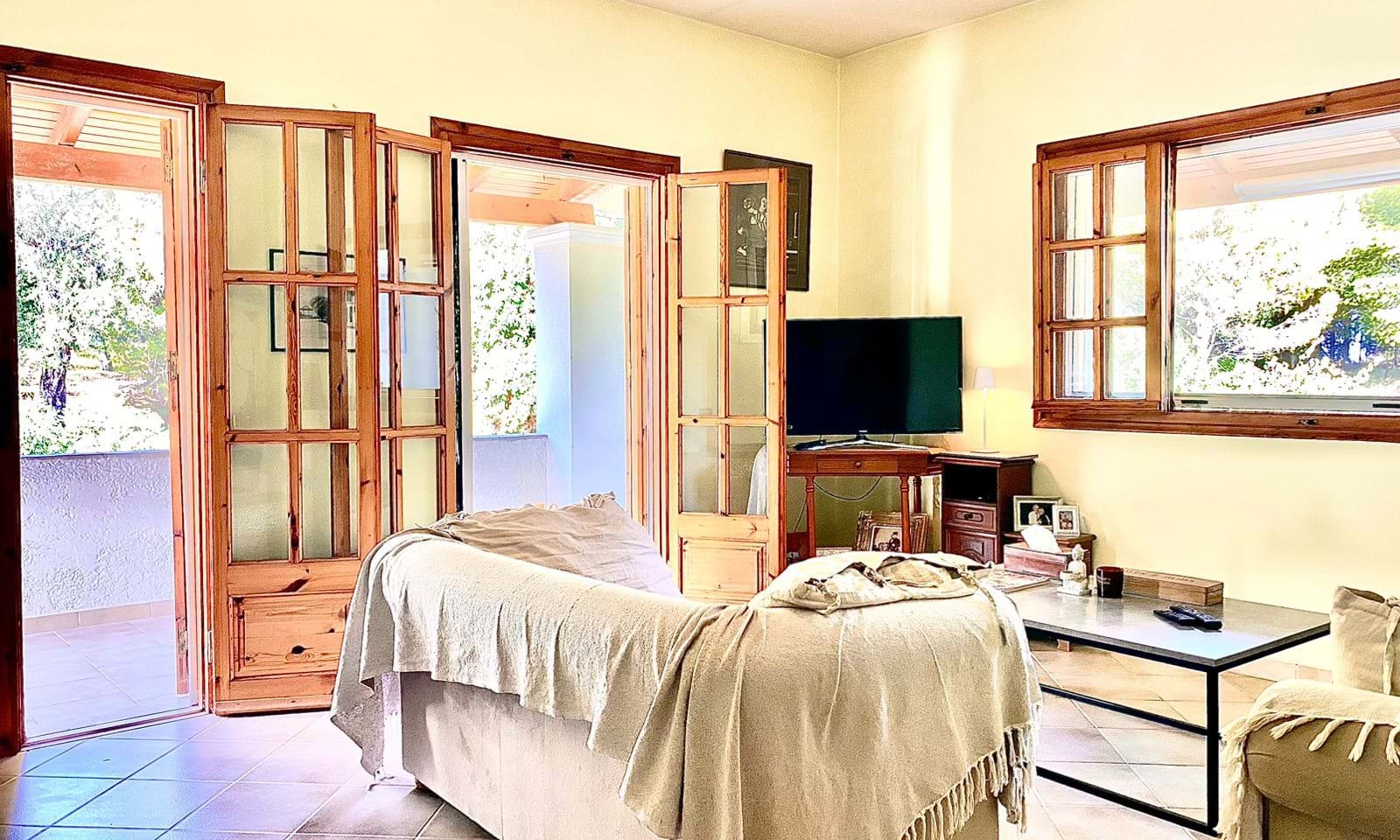 Listing photograph 34 of 48 of the house in Ano Korakiana, published by Corfu Home Finders.