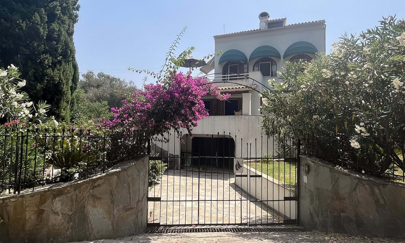 Listing photograph 29 of 48 of the house in Ano Korakiana, published by Corfu Home Finders.