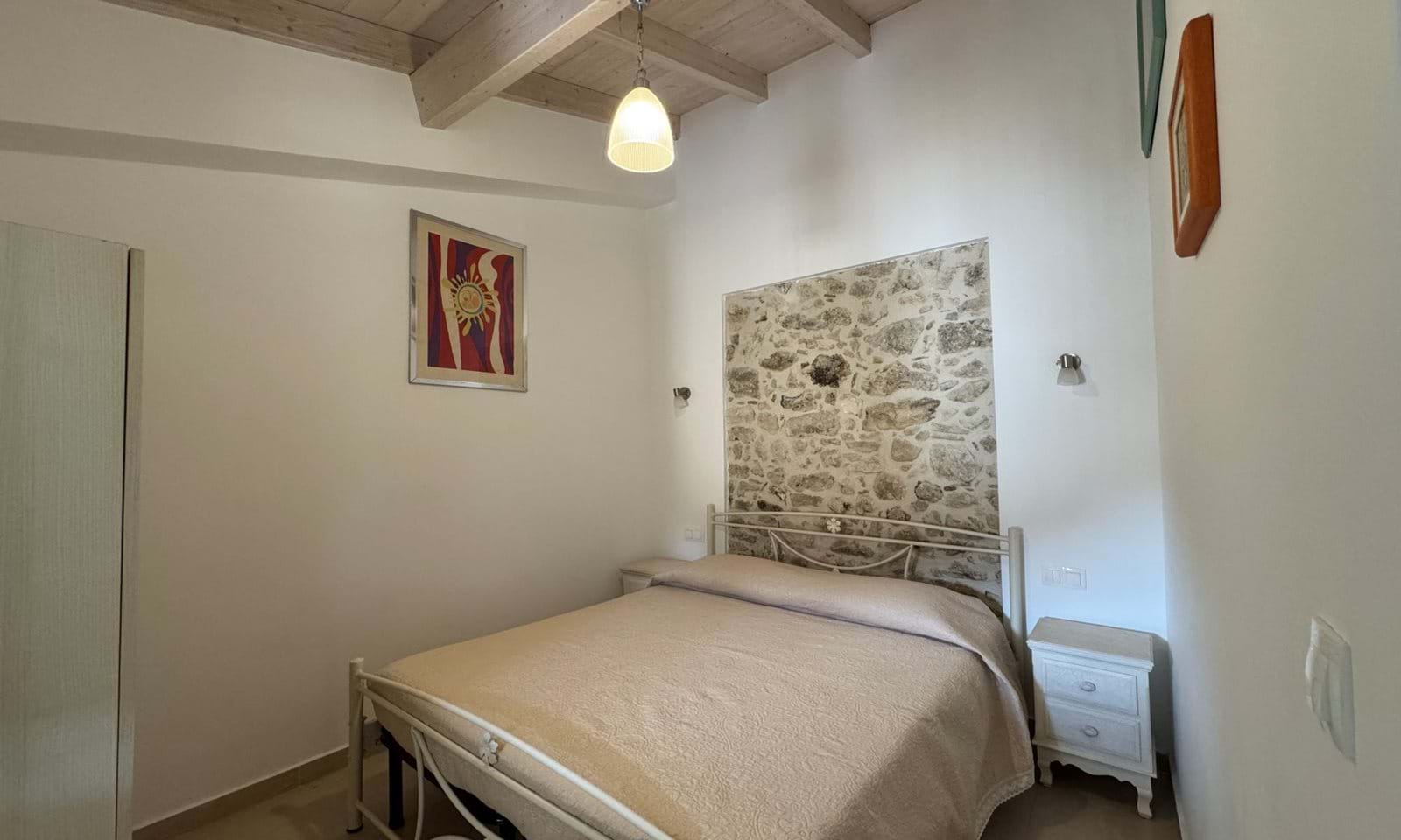 Listing photograph 7 of 9 of the apartment in Makrades, published by Corfu Home Finders.