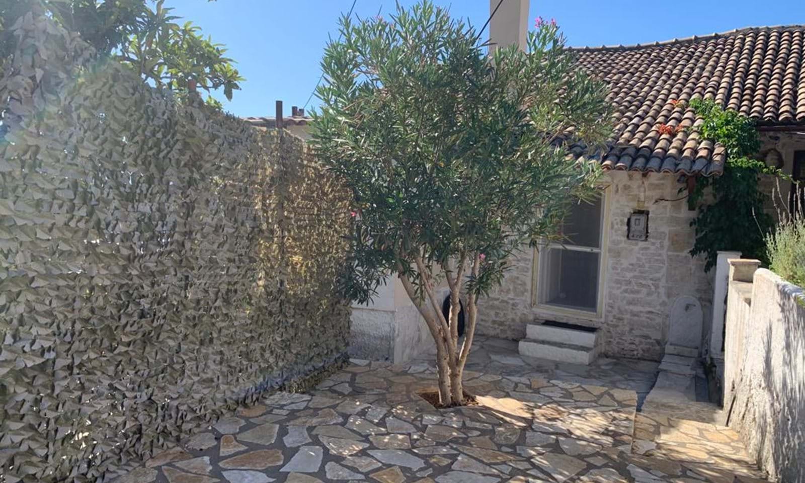 Listing photograph 4 of 14 of the house in Katavolos, published by Corfu Home Finders.