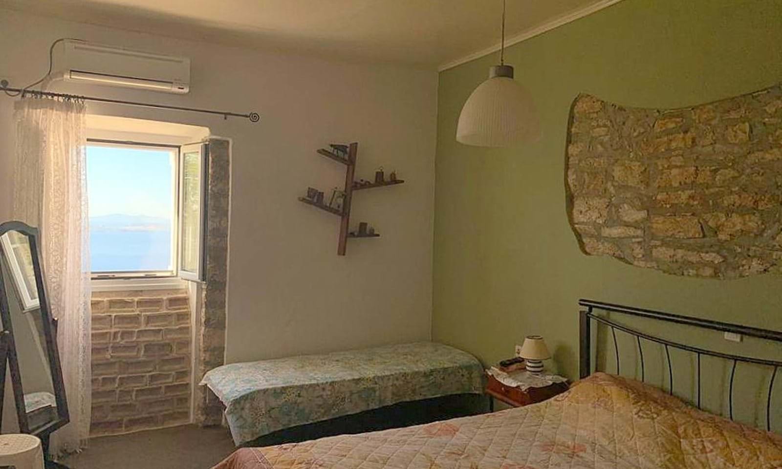 Listing photograph 8 of 14 of the house in Katavolos, published by Corfu Home Finders.