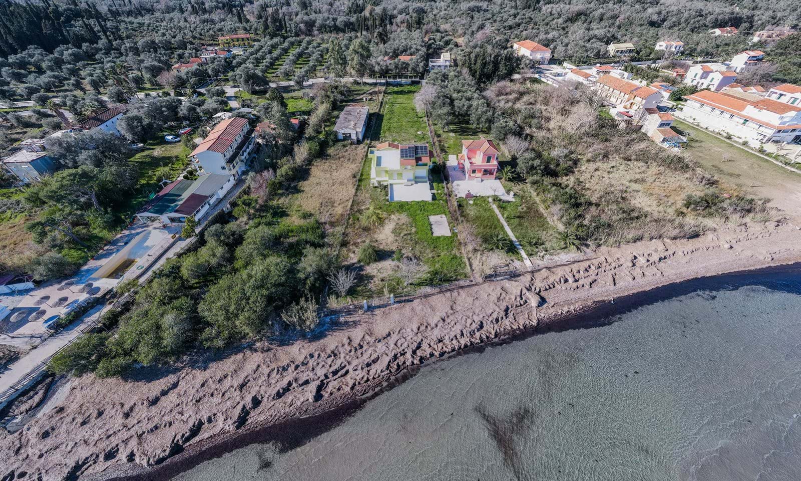 Listing photograph 4 of 20 of the house in Lefkimmi, published by Corfu Home Finders.