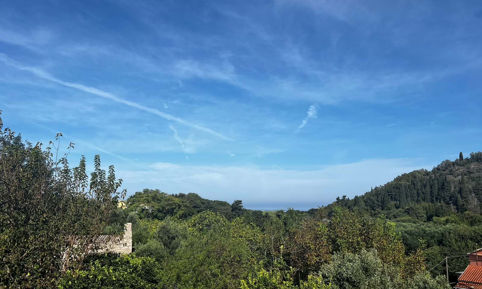 Listing photograph 10 of 16 of the house in Peroulades, published by Corfu Home Finders.