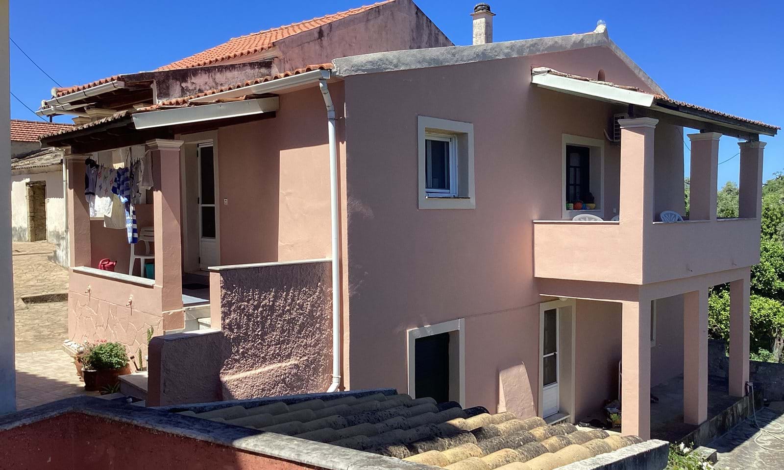Listing photograph 1 of 16 of the house in Peroulades, published by Corfu Home Finders.