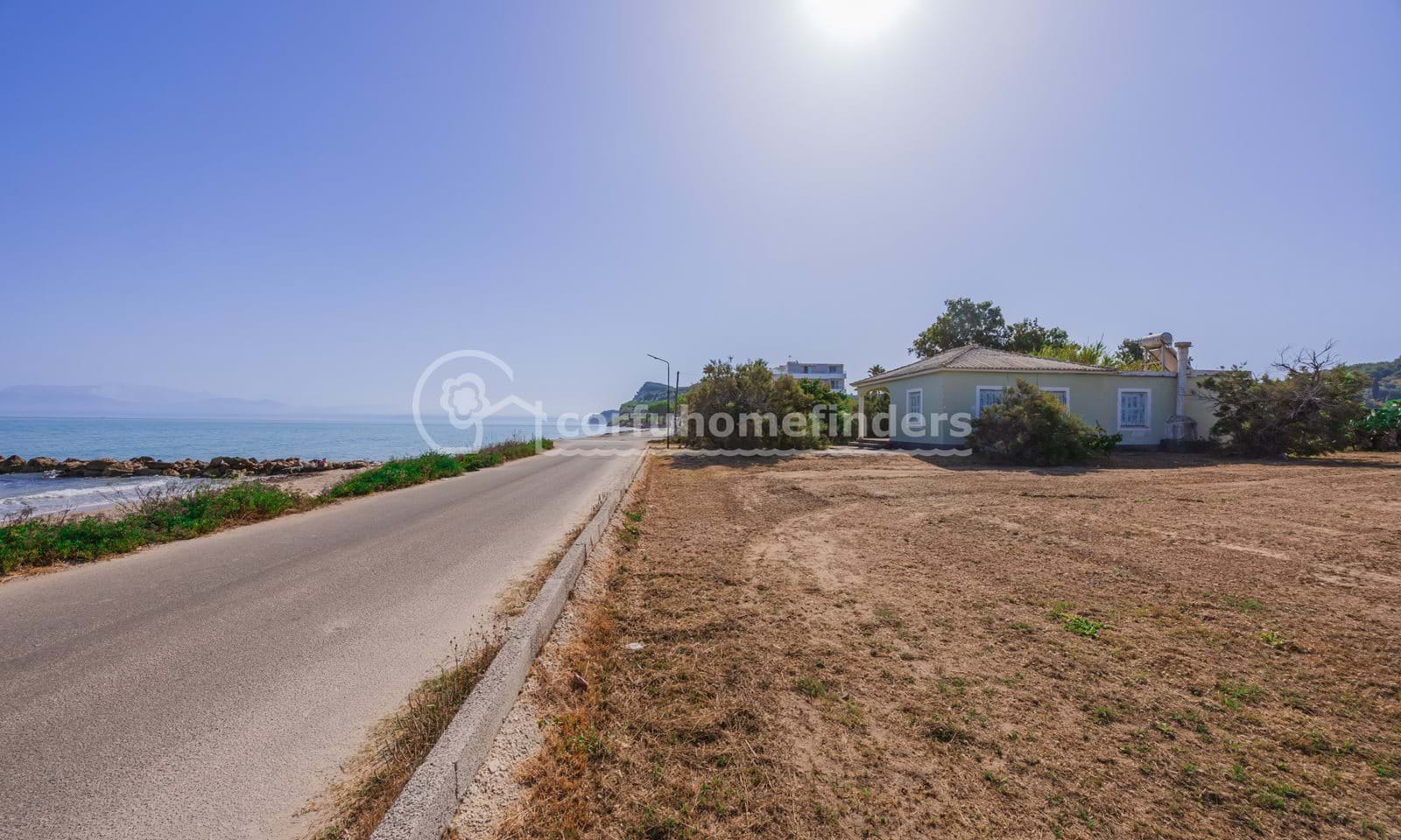 Listing photograph 5 of 13 of the house in Agios Ioannis, published by Corfu Home Finders.