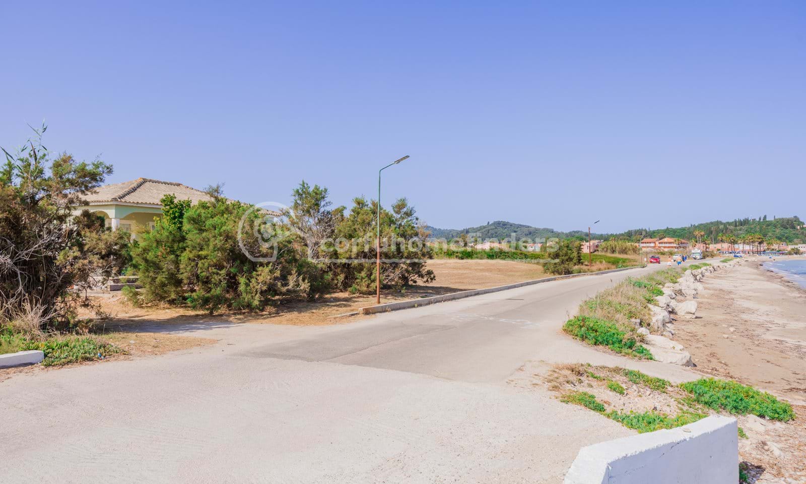 Listing photograph 7 of 13 of the house in Agios Ioannis, published by Corfu Home Finders.