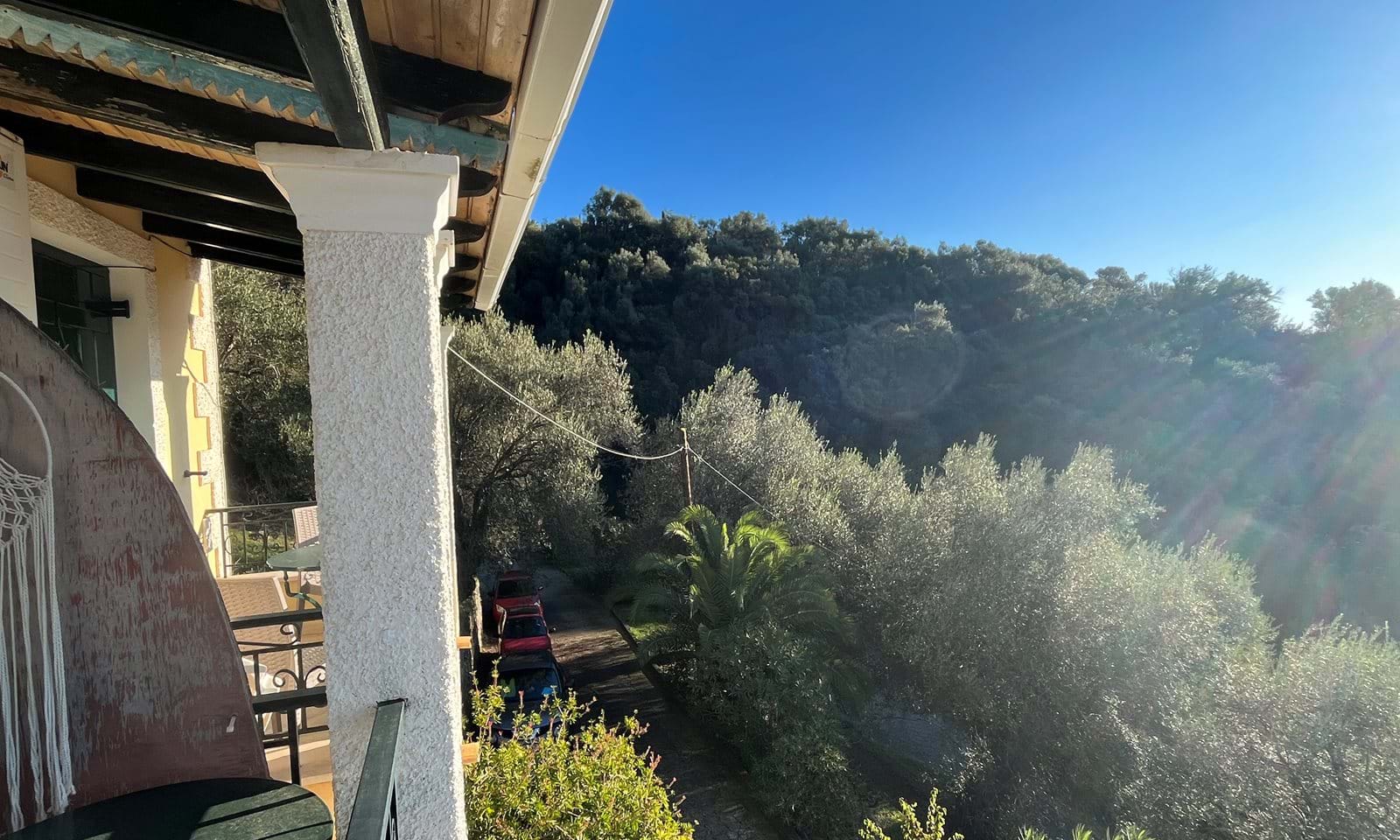 Listing photograph 8 of 18 of the house in Barbati, published by Corfu Home Finders.