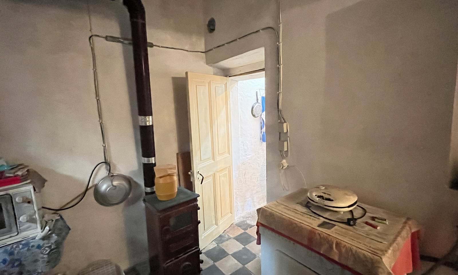 Listing photograph 6 of 15 of the house in Spartilas, published by Corfu Home Finders.