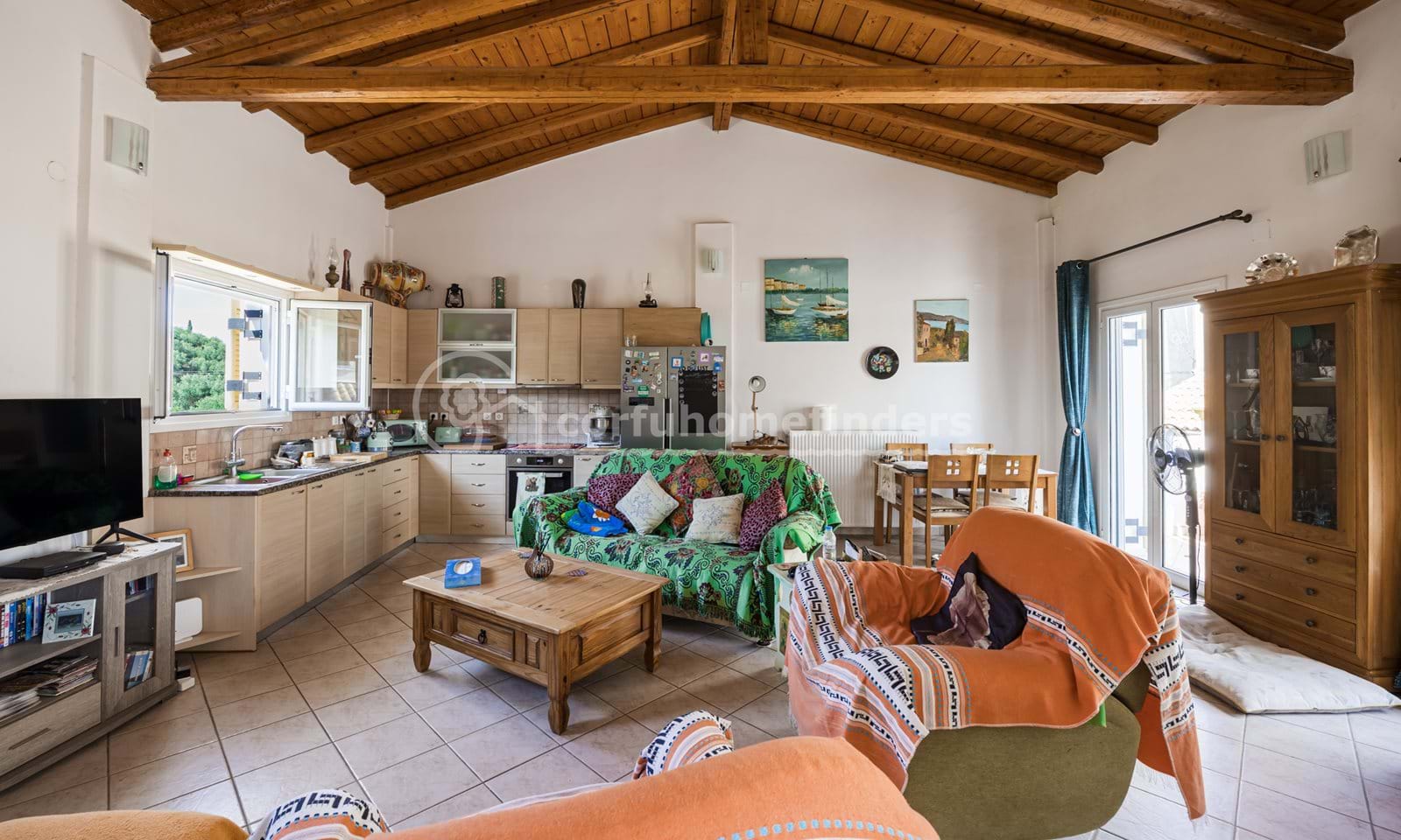 Listing photograph 3 of 24 of the house in Agios Martinos, published by Corfu Home Finders.