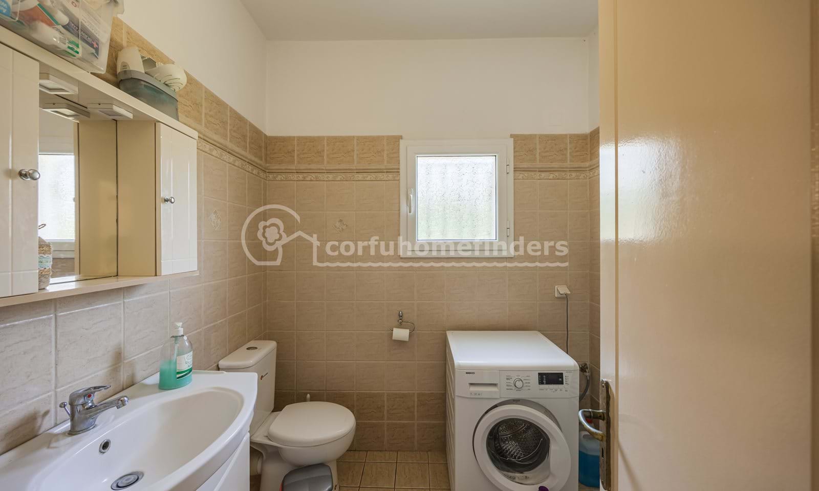 Listing photograph 5 of 24 of the house in Agios Martinos, published by Corfu Home Finders.