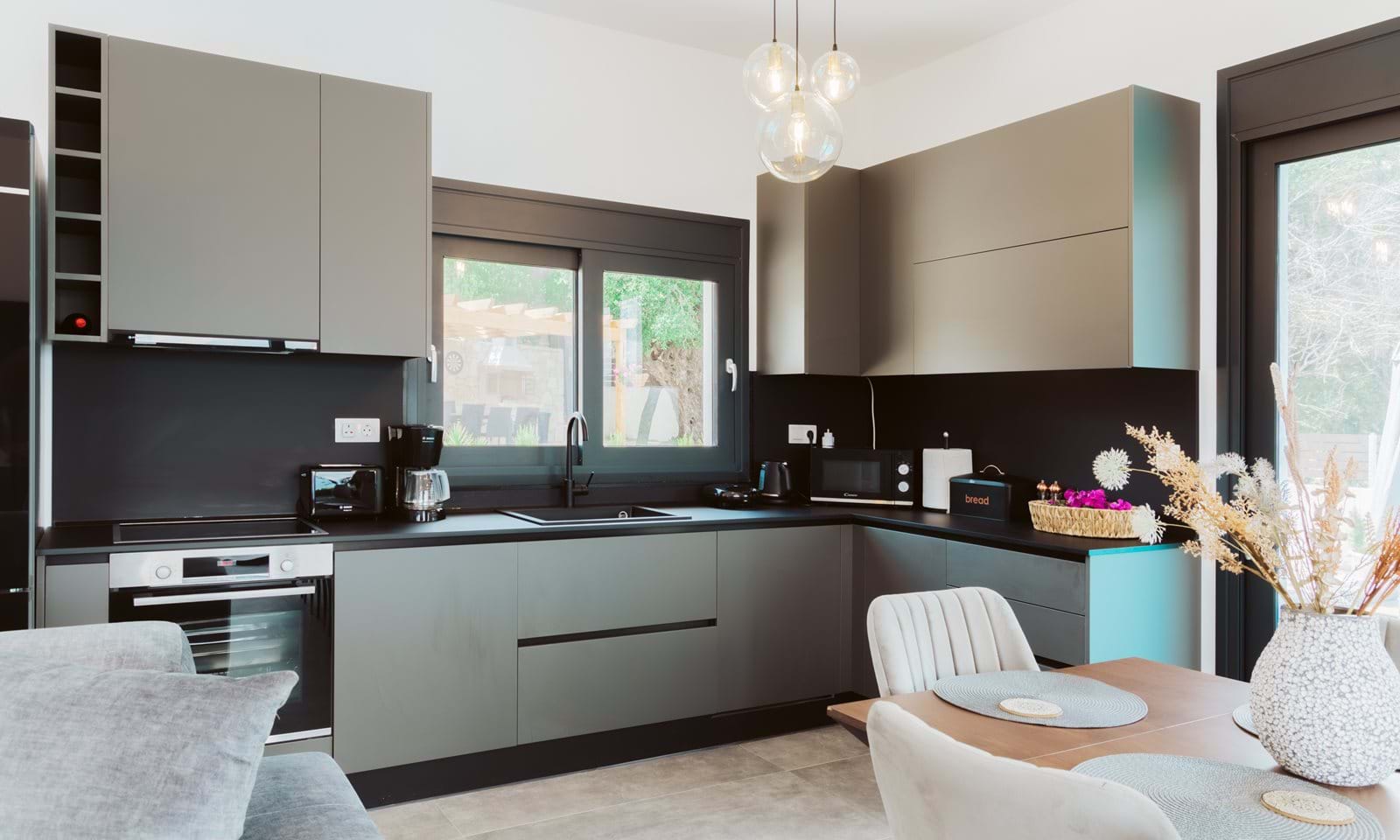 Listing photograph 6 of 26 of the house in Spartilas, published by Corfu Home Finders.