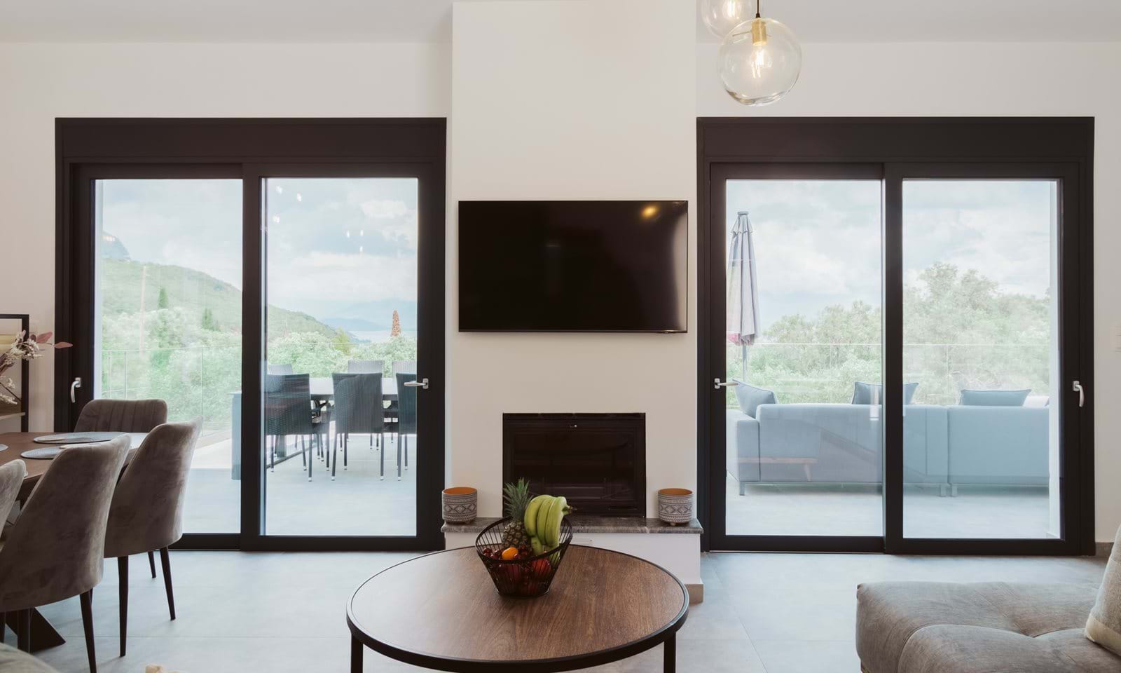 Listing photograph 10 of 26 of the house in Spartilas, published by Corfu Home Finders.