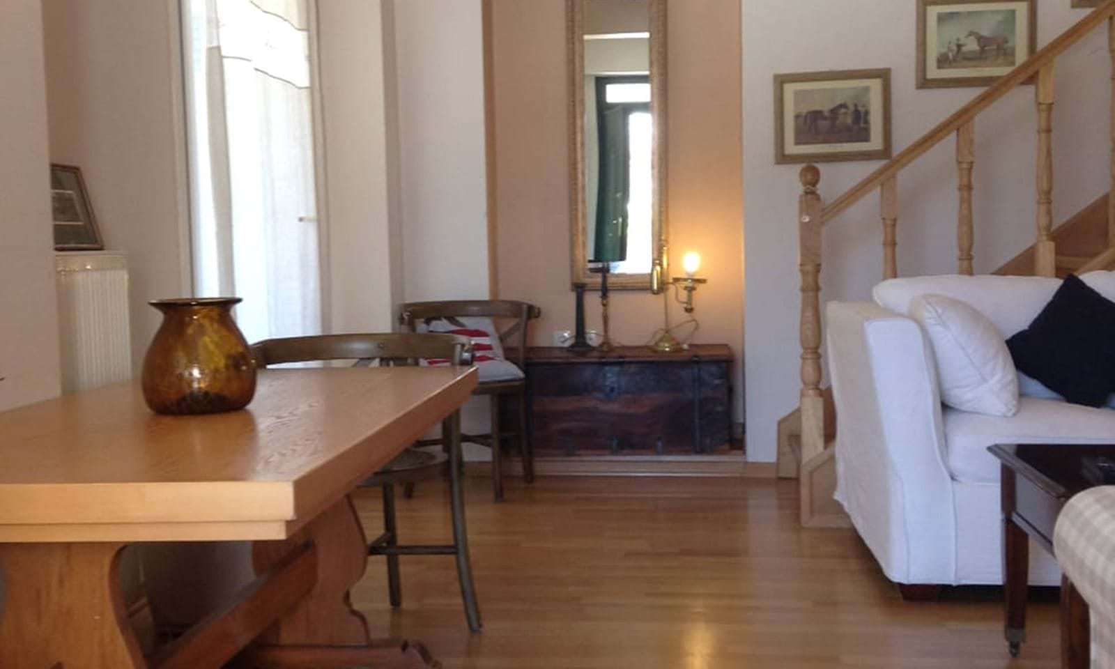 Listing photograph 2 of 7 of the house in Ipsos, published by Corfu Home Finders.