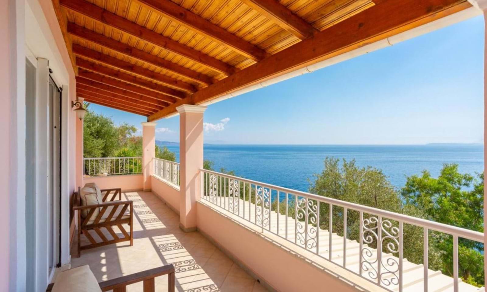 Listing photograph 12 of 18 of the house in Kaminaki, published by Corfu Home Finders.