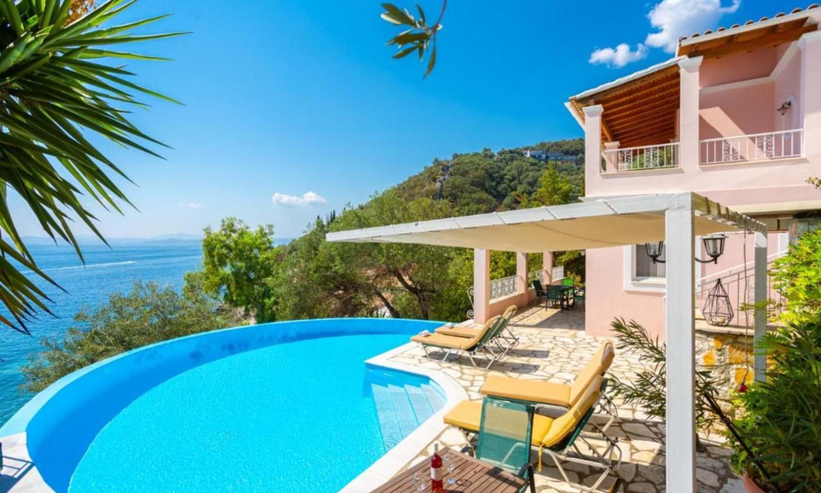 Listing photograph 1 of 18 of the house in Kaminaki, published by Corfu Home Finders.