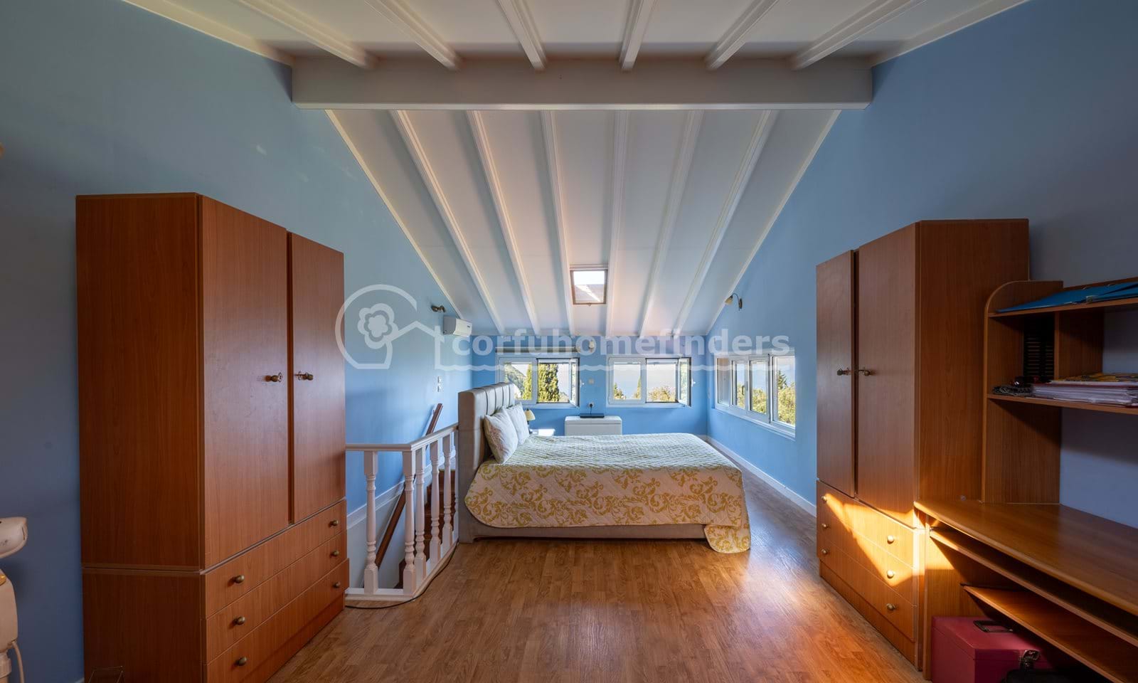Listing photograph 19 of 24 of the house in Ano Garouna, published by Corfu Home Finders.