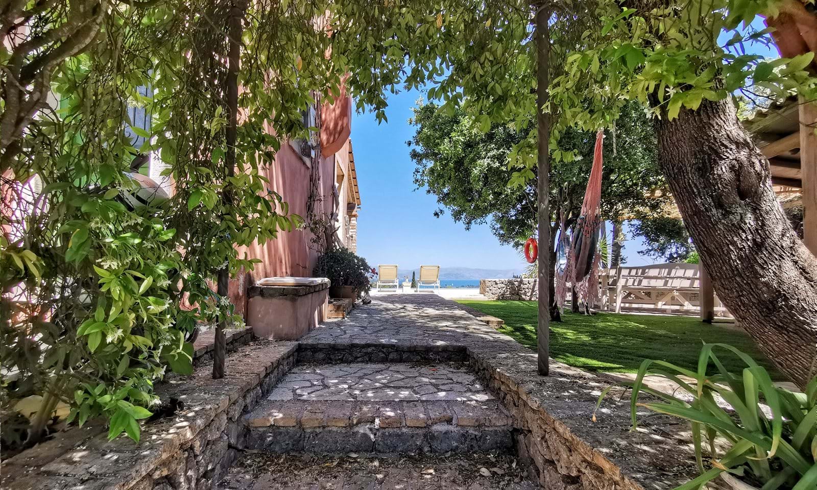 Listing photograph 31 of 36 of the house in Poulades, published by Corfu Home Finders.