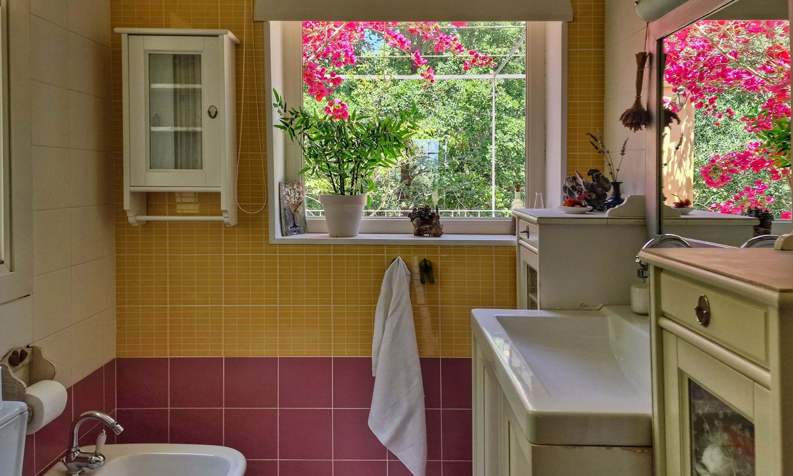 Listing photograph 20 of 36 of the house in Poulades, published by Corfu Home Finders.