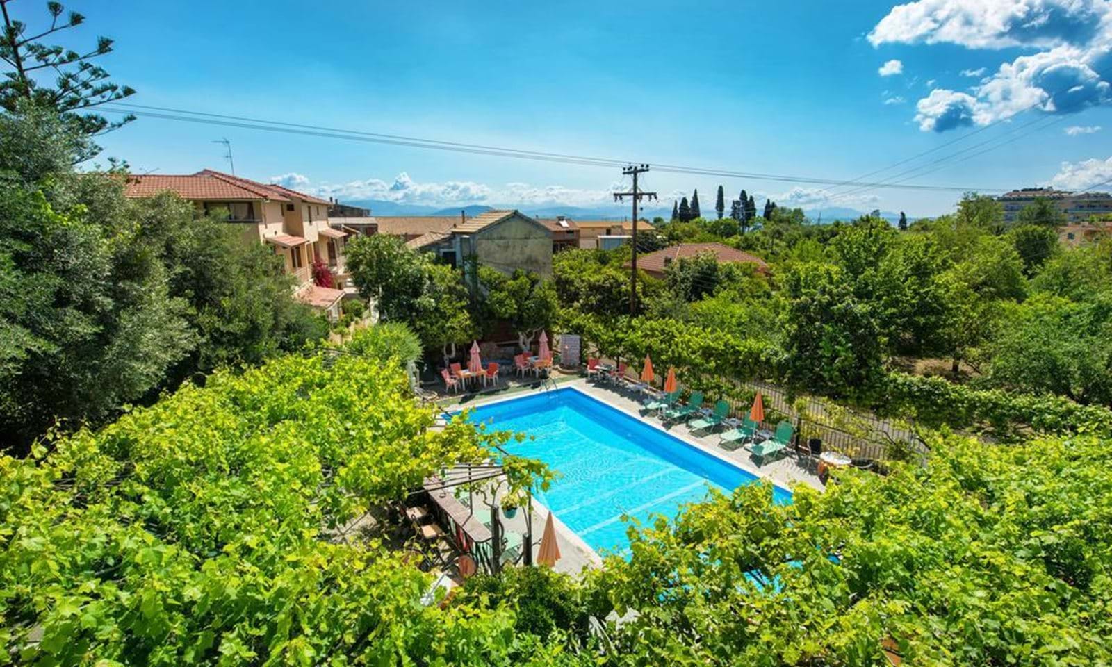 Listing photograph 16 of 17 of the commercial in Benitses, published by Corfu Home Finders.