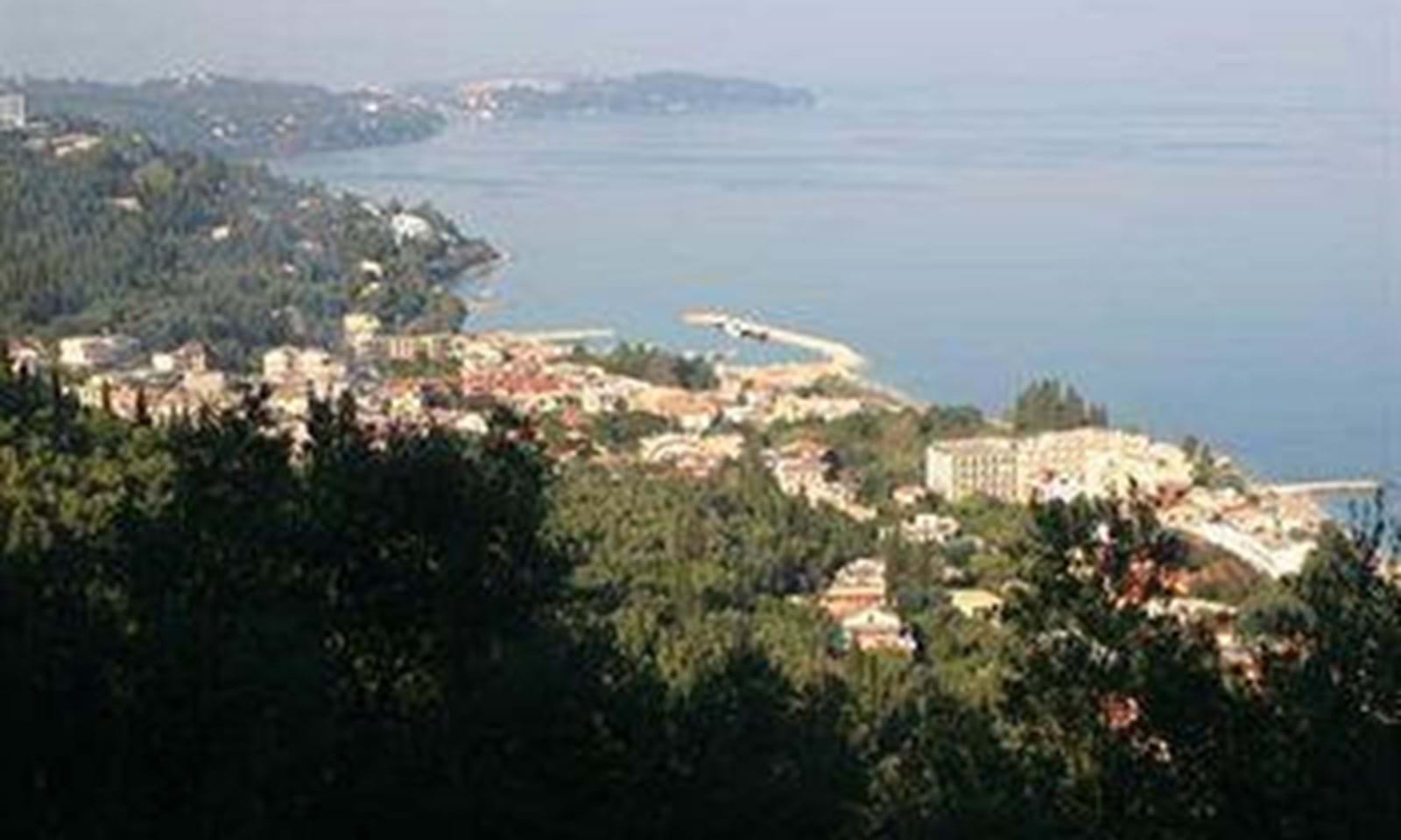 Listing photograph 10 of 17 of the commercial in Benitses, published by Corfu Home Finders.