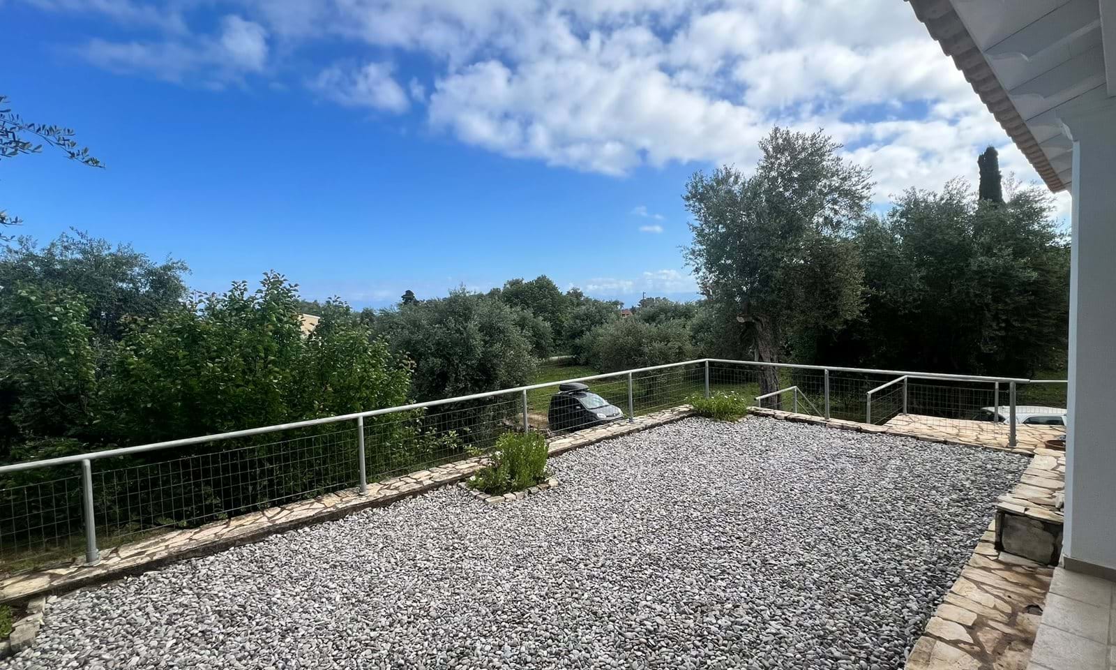 Listing photograph 2 of 16 of the house in Roda, published by Corfu Home Finders.