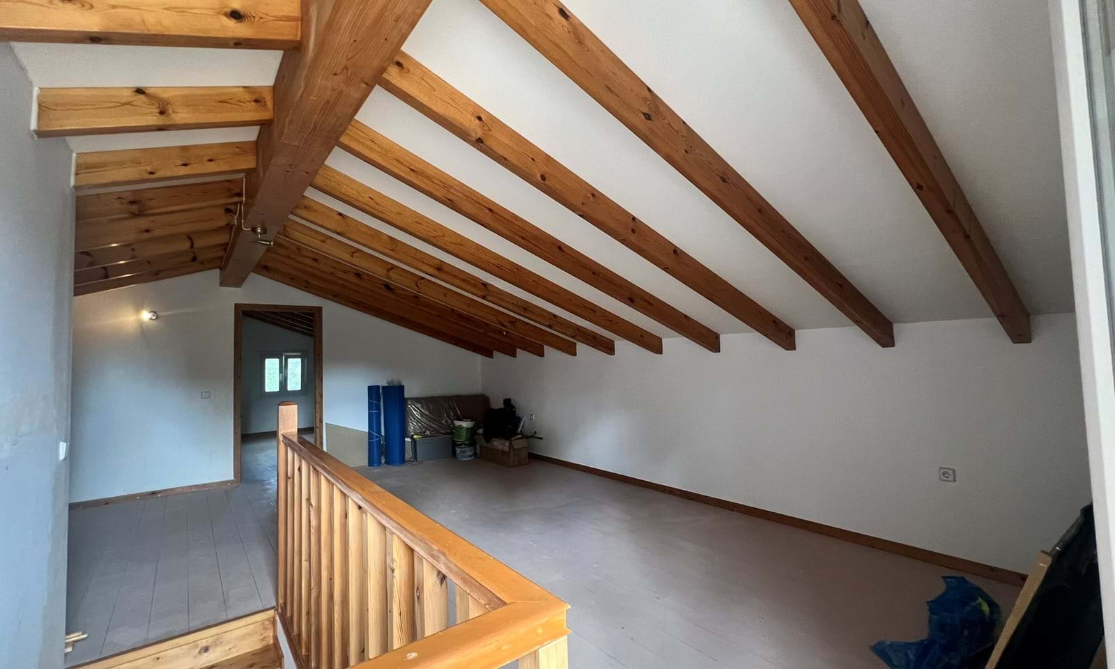 Listing photograph 11 of 16 of the house in Roda, published by Corfu Home Finders.