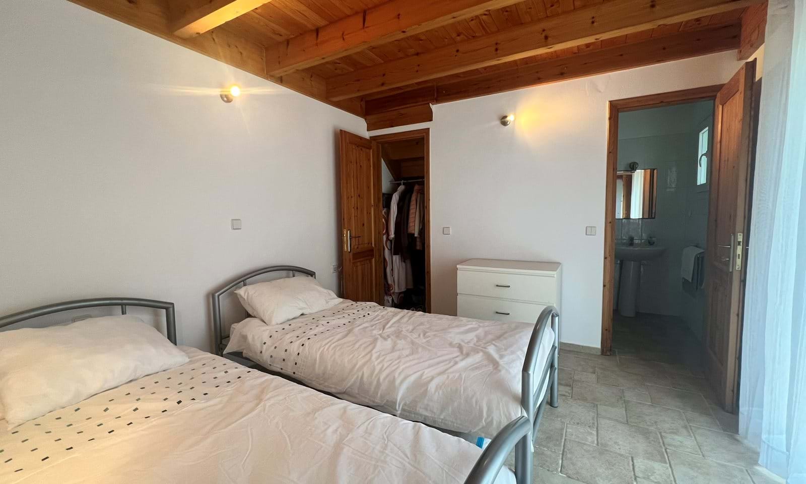 Listing photograph 9 of 16 of the house in Roda, published by Corfu Home Finders.