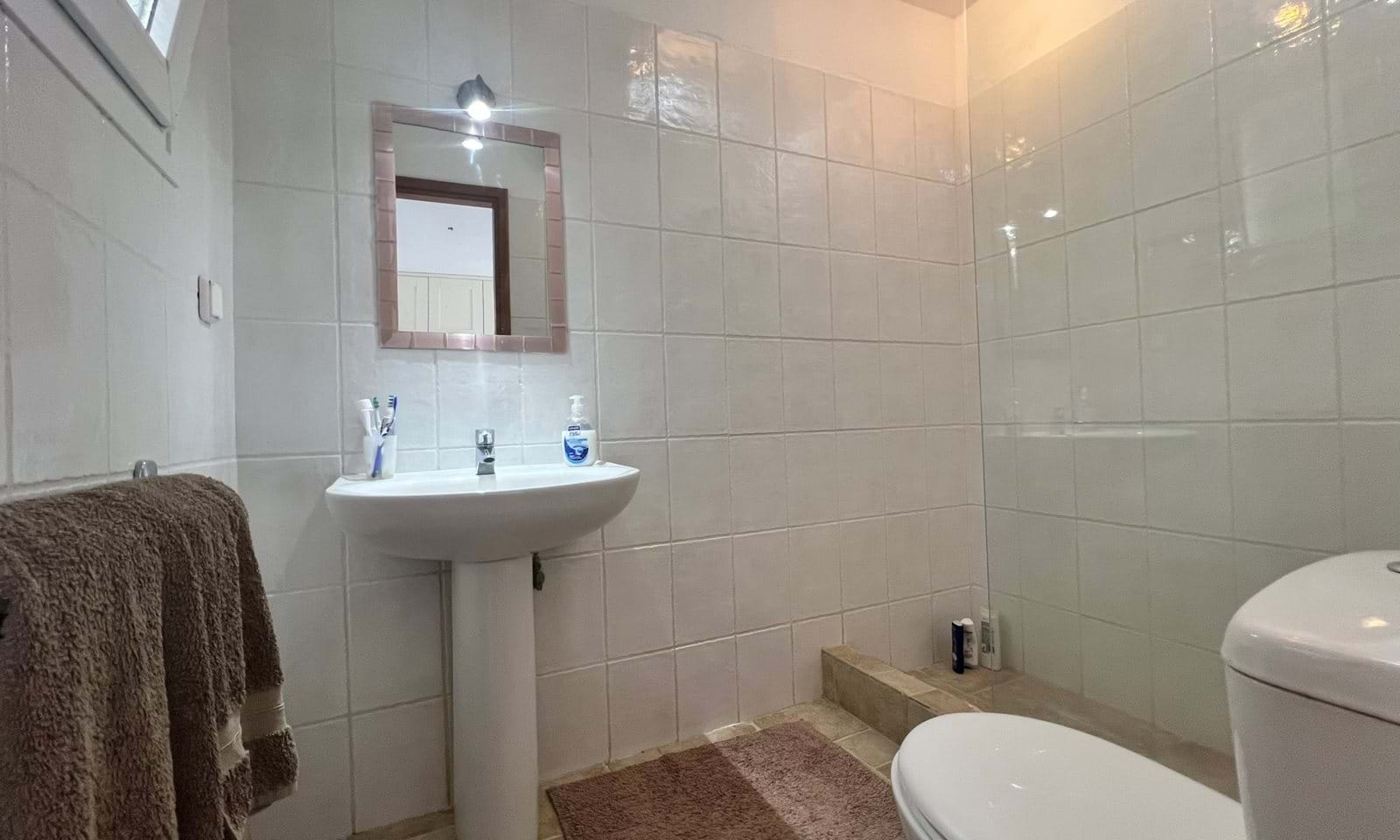 Listing photograph 10 of 16 of the house in Roda, published by Corfu Home Finders.