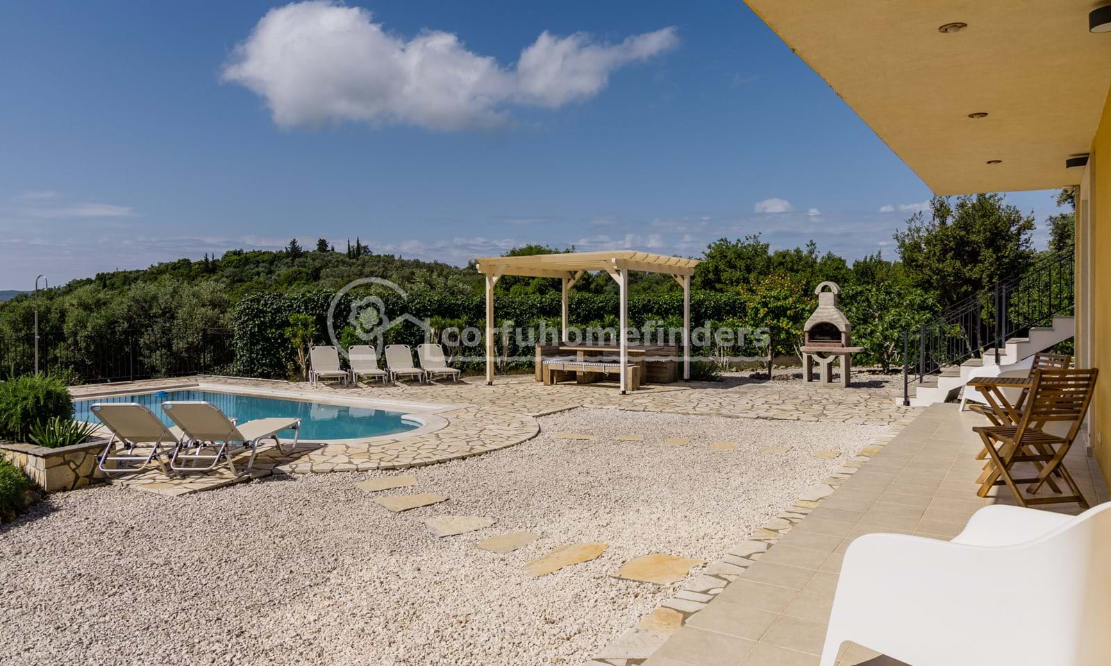 Listing photograph 25 of 27 of the house in Ano Korakiana, published by Corfu Home Finders.