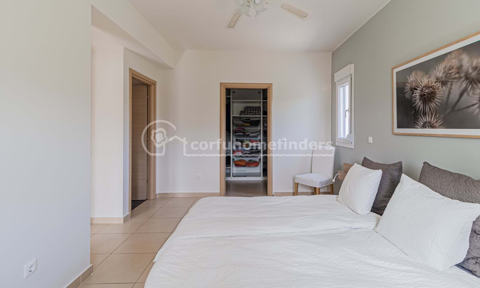 Listing photograph 13 of 27 of the house in Ano Korakiana, published by Corfu Home Finders.