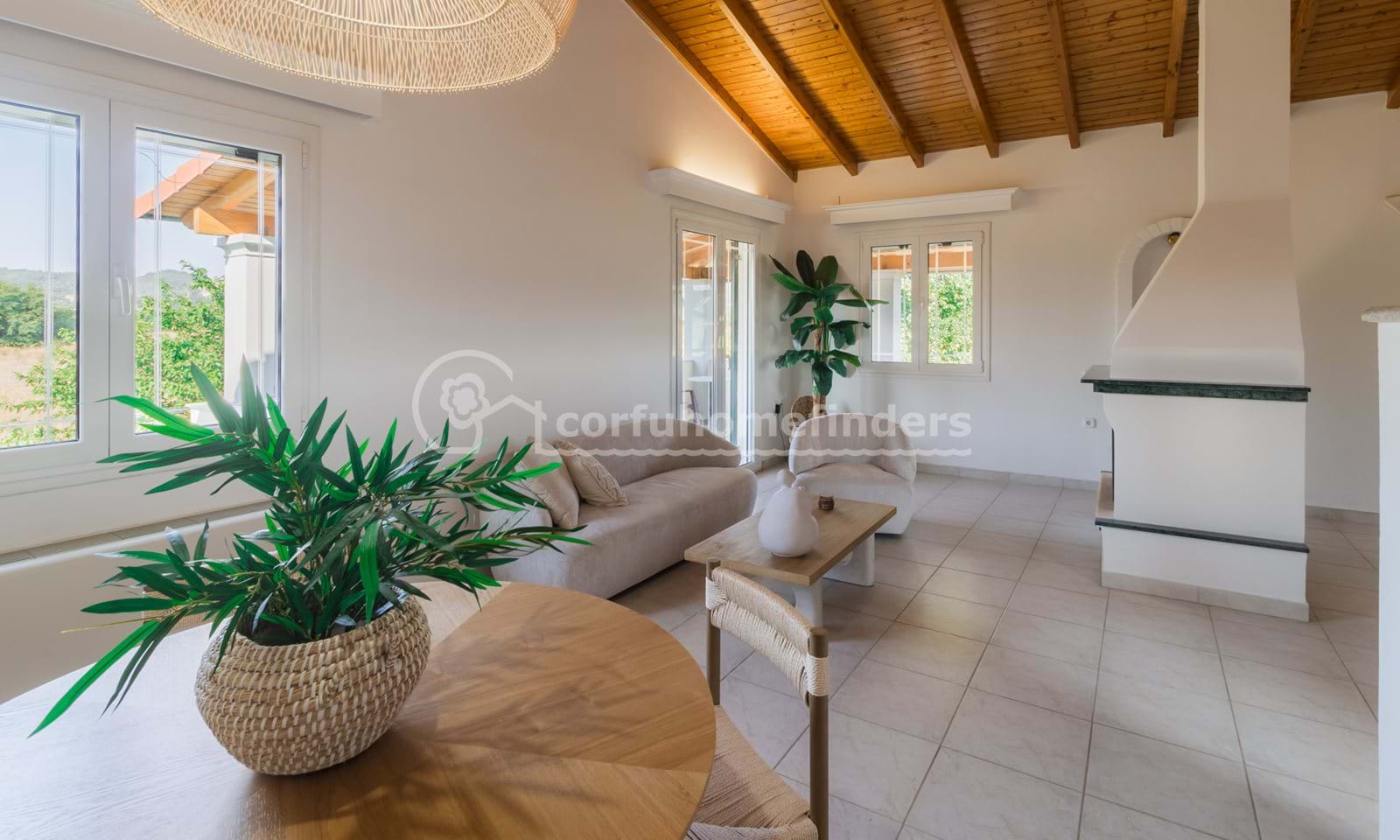 Listing photograph 6 of 19 of the house in Giannades, published by Corfu Home Finders.